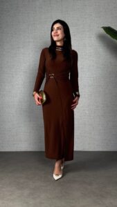 Kadın Balıkçı Yaka Toka Detay Sandy Kumaş Midi Boy Elbise - Görsel 4