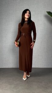 Kadın Balıkçı Yaka Toka Detay Sandy Kumaş Midi Boy Elbise - Görsel 5