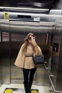 Kadın Yara Kol Balıkçı Yaka Kemer Dahil Kaşe Kaban