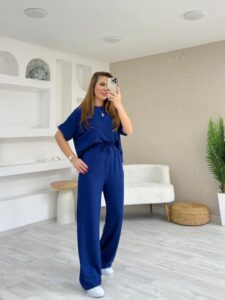 Kadın Modal Kumaş V Yaka Tişört Ve Bol Kesim Pantolon Ikili Takım - Görsel 4