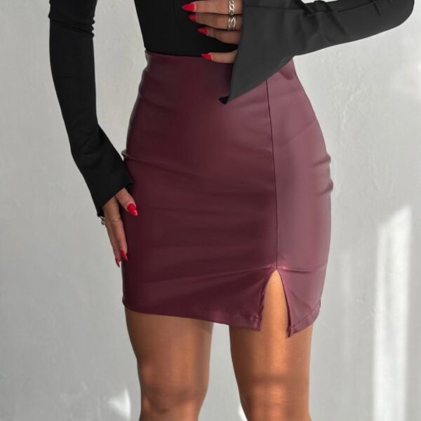 Kadın Yüksel Bel Yırtmaç Detay Mini Deri Etek