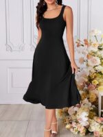 Kadın Askılı Geometrik Yakalı Geniş Kesim Detaylı Ithal Krep Elbise