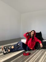 Kadın Kırmızı Kapşonlu Etek Ucu Detay Arma Ters Dikiş Gorunumlu Ikili Takım - Görsel 3