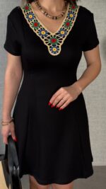 Kadın Penye Kumaş Çiçek Desenli Nakışlı Elbise - Görsel 4