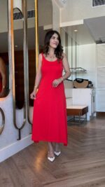 Kadın Askılı Yuvarlak Yakalı Viskon Elbise - Görsel 4