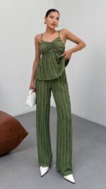 Kadın Haki Dokulu Askılı Üst Ve Bol Paça Pantolon 2’li Takım - Görsel 7