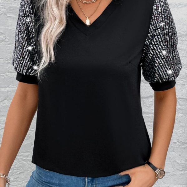 Kadın Kısa Kollu V Yakalı Pul Payet Detaylı Viskon Bluz