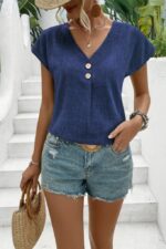 Kadın Kısa Kollu V Yakalı Düğmeli Keten Bluz - Görsel 5