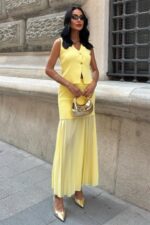 Yelekli Ve Pilise Etekli Triko Takım 10001 - Görsel 6