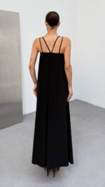 Kadın Omuz Askılı Kuş Gözü Zincir Detay Sandy Kumaş Maxi Boy Elbise - Görsel 7