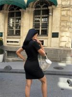 POLO YAKA YAKA KEMER DETAYLI KALEM ELBİSE - Görsel 2