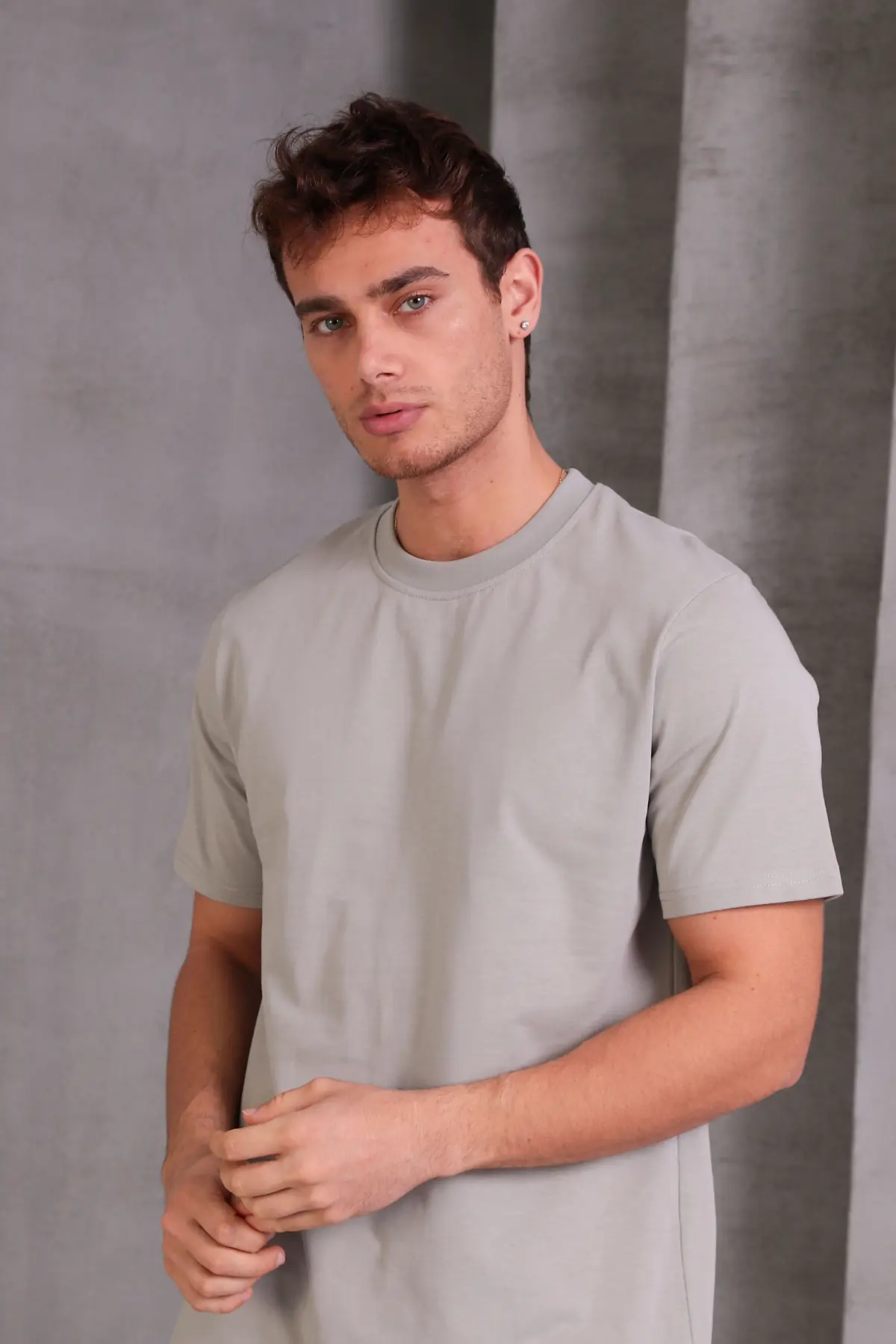 33ece192e9ee26d1d12d5cdb6bda57a8_49711-0.jpg Erkek Relax Fit Bisiklet Yaka %100 Pamuk Rahat Kesim Basic Tişört - Görsel 1