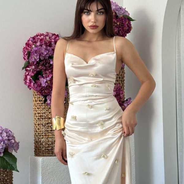 Dora Çiçek Detaylı Elbise
