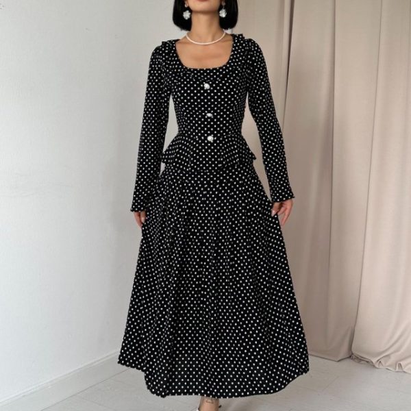 Siyah Puantiye Desenli Volanlı Elbise