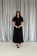 Siyah Etek Yanları Büzgülü Balon Kollu Elbise - Görsel 2