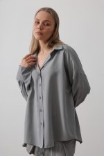 Geniş Manşet Detaylı Gömlek