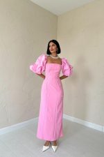 Pembe İşlemeli Kolu Garnili Elbise