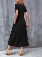 Kadın Kısa Kollu V Yakalı Cepli Viskon Elbise - Görsel 4