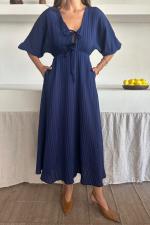 V YAKA DÖKÜMLÜ ELBİSE - Görsel 2