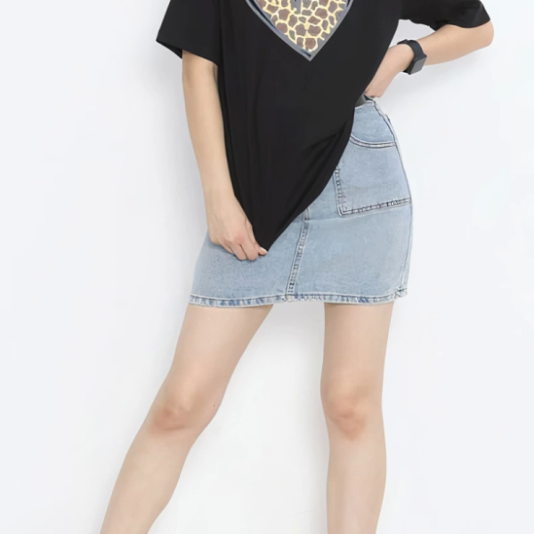 Sevgililer Günü İçin Özel Tasarım Leopar Kalp Baskılı T-shirt