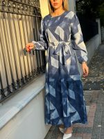 Kadın Uzun Kollu Bisiklet Yaka Geometrik Desen Baskılı Kuşak Dahil Maxi Boy Elbise - Görsel 5