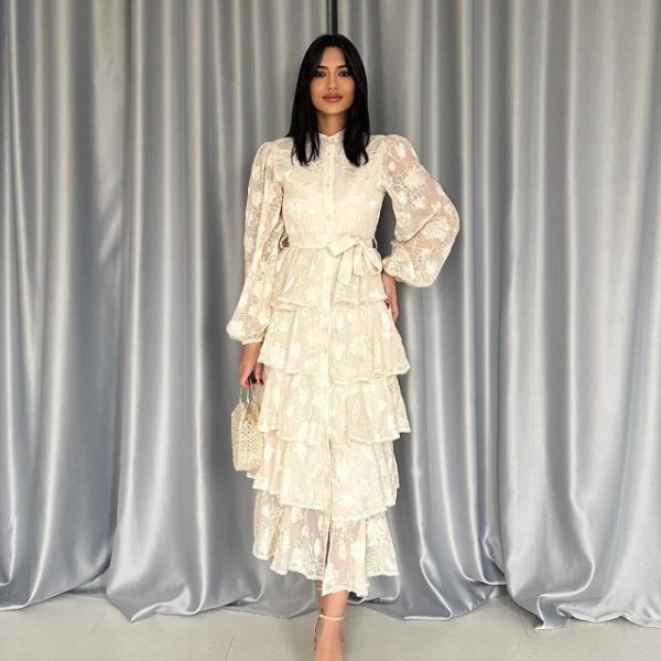 Bej Valonlu Şeritli Kat Kat Elbise