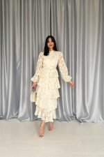 Bej Valonlu Şeritli Kat Kat Elbise - Görsel 2