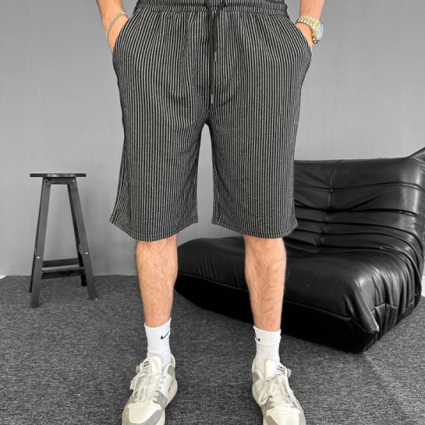 Su Yolu Çizgili Cepli Şort- Siyah