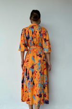 Oranj Çiçek Desenli Kemerli Elbise - Görsel 3