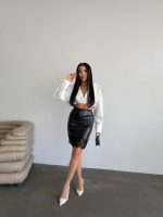 Kadın Yüksek Bel Etek Ucu Dantel Güpür Detay Mini Deri Etek - Görsel 4