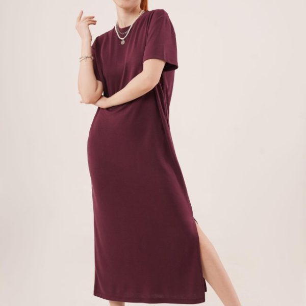 Yırtmaç Detaylı Kısa Kollu Salaş Maxi Bordo Elbise