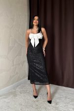 Siyah Önü Fiyonklu Garnili Elbise - Görsel 2