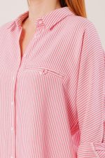Cep Detay Çizgili Oversize Pembe Gömlek - Görsel 4