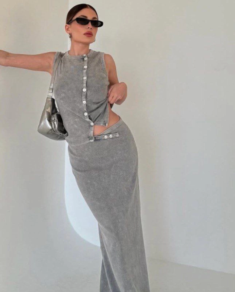 Uzun Etekli Önü Düğmeli Badi İkili Takım- Gri