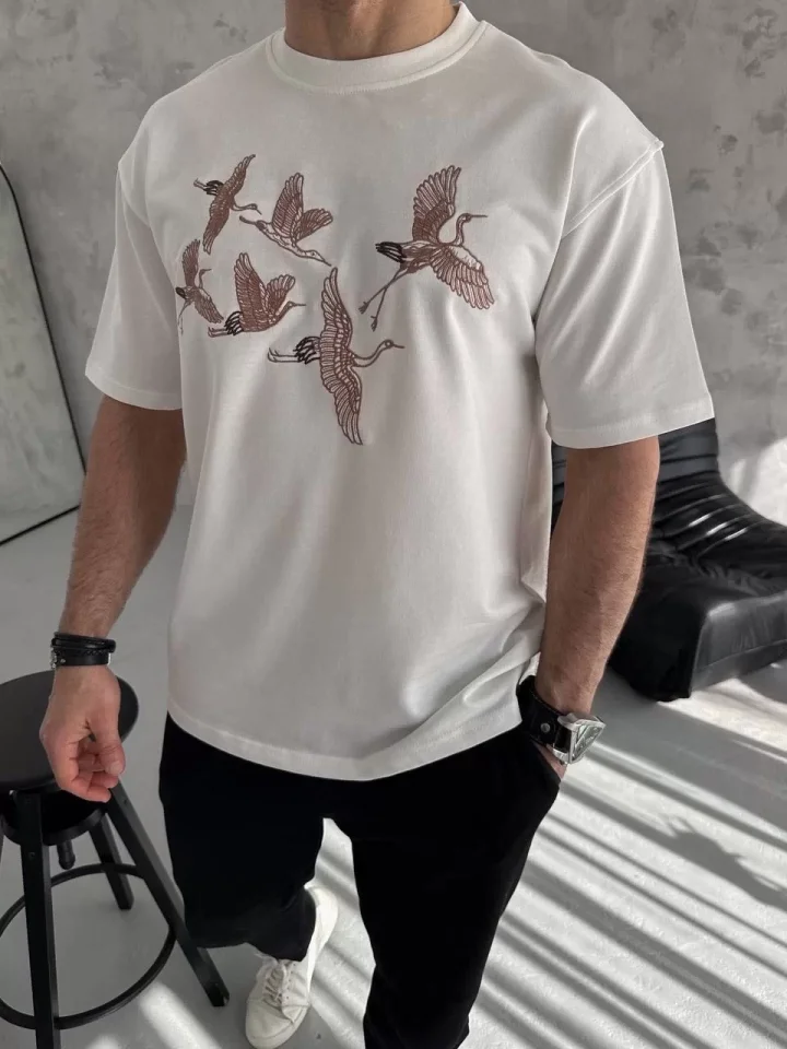 33ece192e9ee26d1d12d5cdb6bda57a8_87041-0.jpg Unisex Nakış İşlemeli T-Shirt - Görsel 1