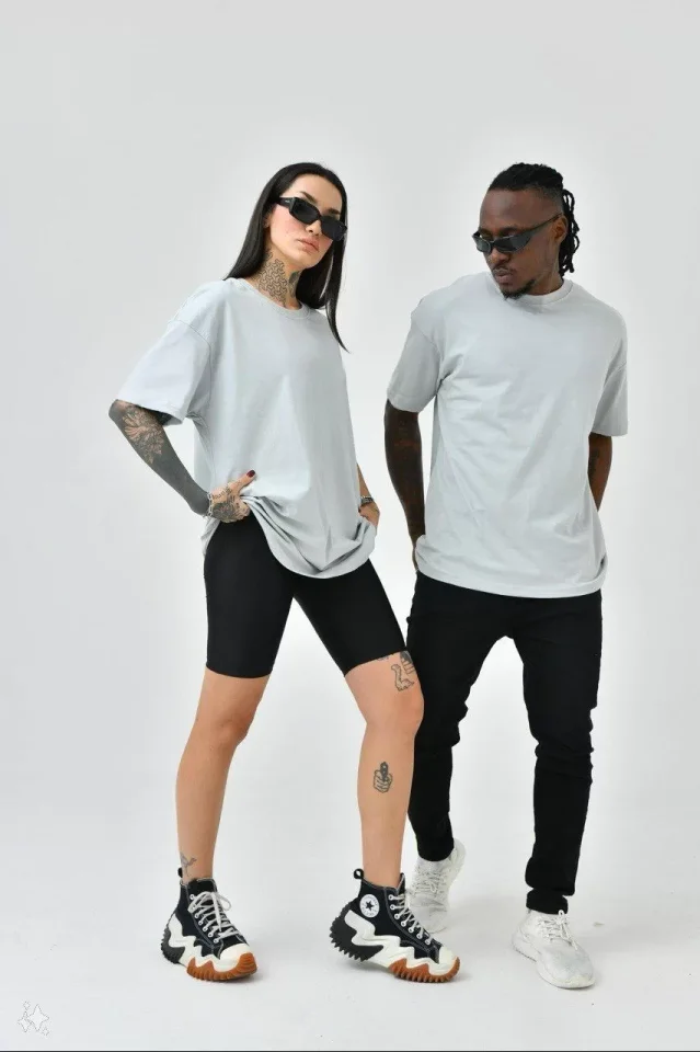 33ece192e9ee26d1d12d5cdb6bda57a8_87246-0.jpg Unisex Basic Bisiklet Yaka Oversize T-Shirt - Görsel 1